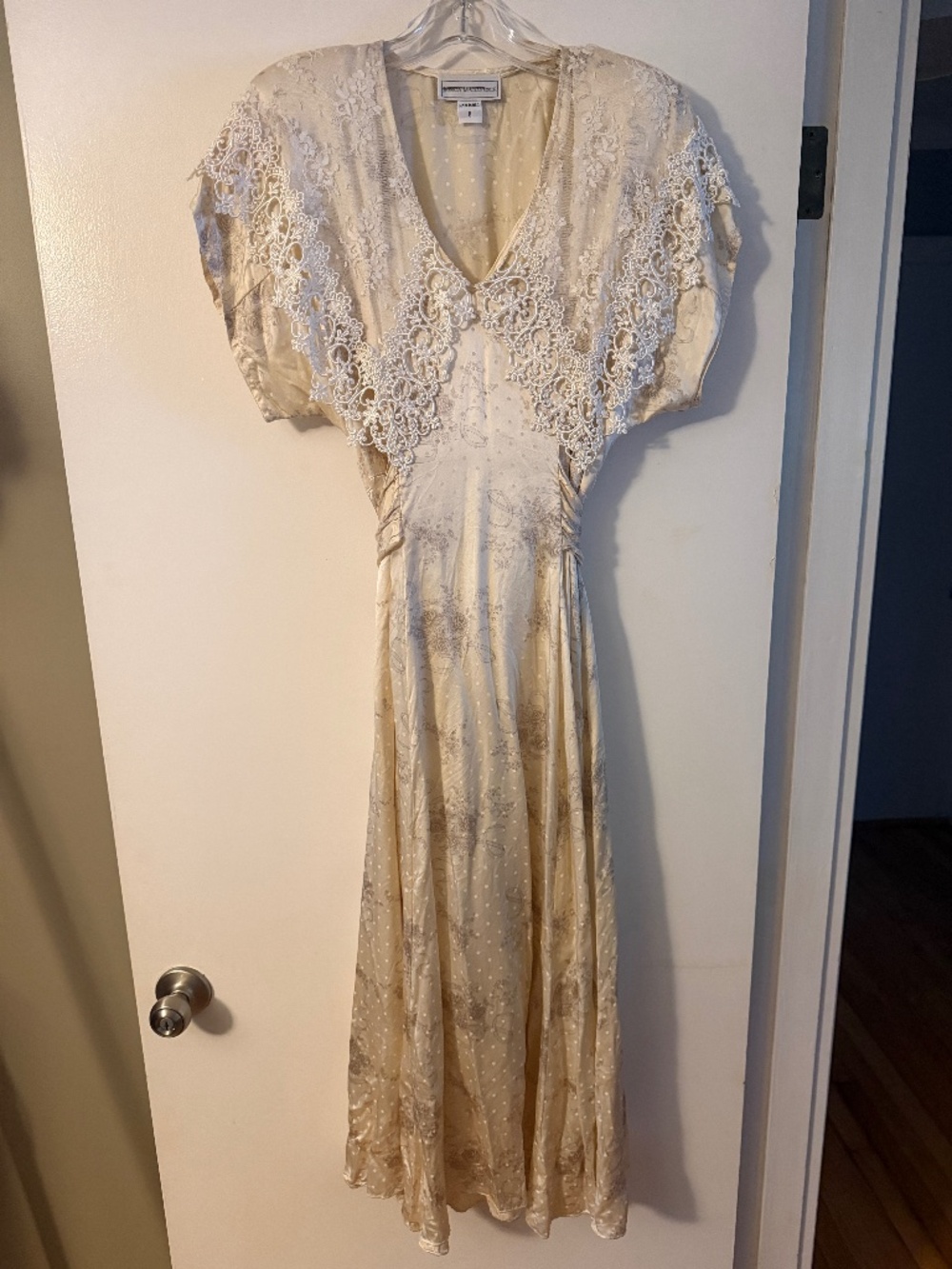 Cream Vintage Jessica McClintock Jacquard Ornate Lace Overlay V-Neck Dress Sz 8